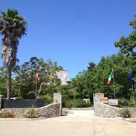 Masseria Lama Torre dell'Orso Exterior photo